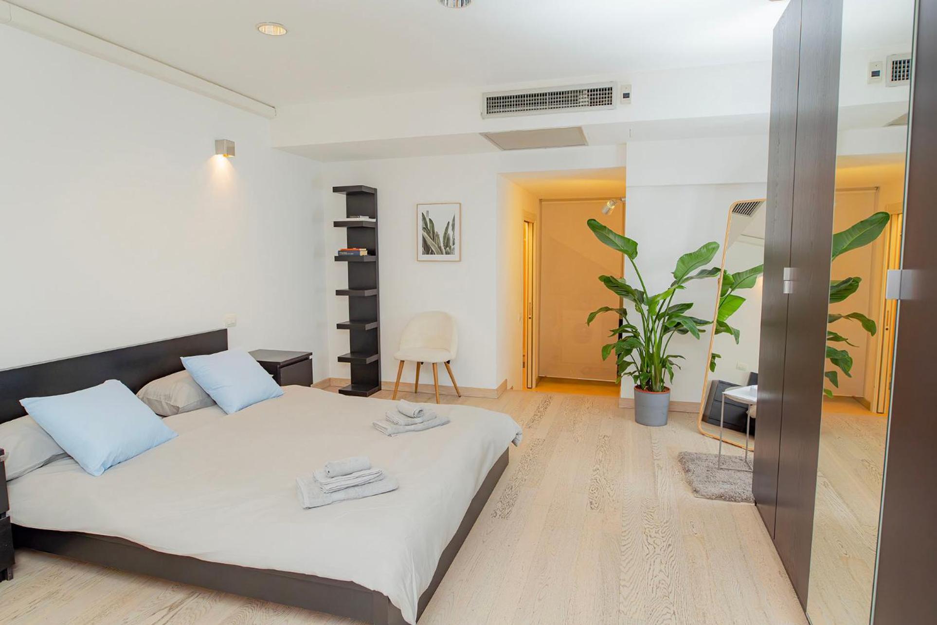 ミラノNavigli 10 Min Loft Moderno Con Area Esternaアパートメント エクステリア 写真