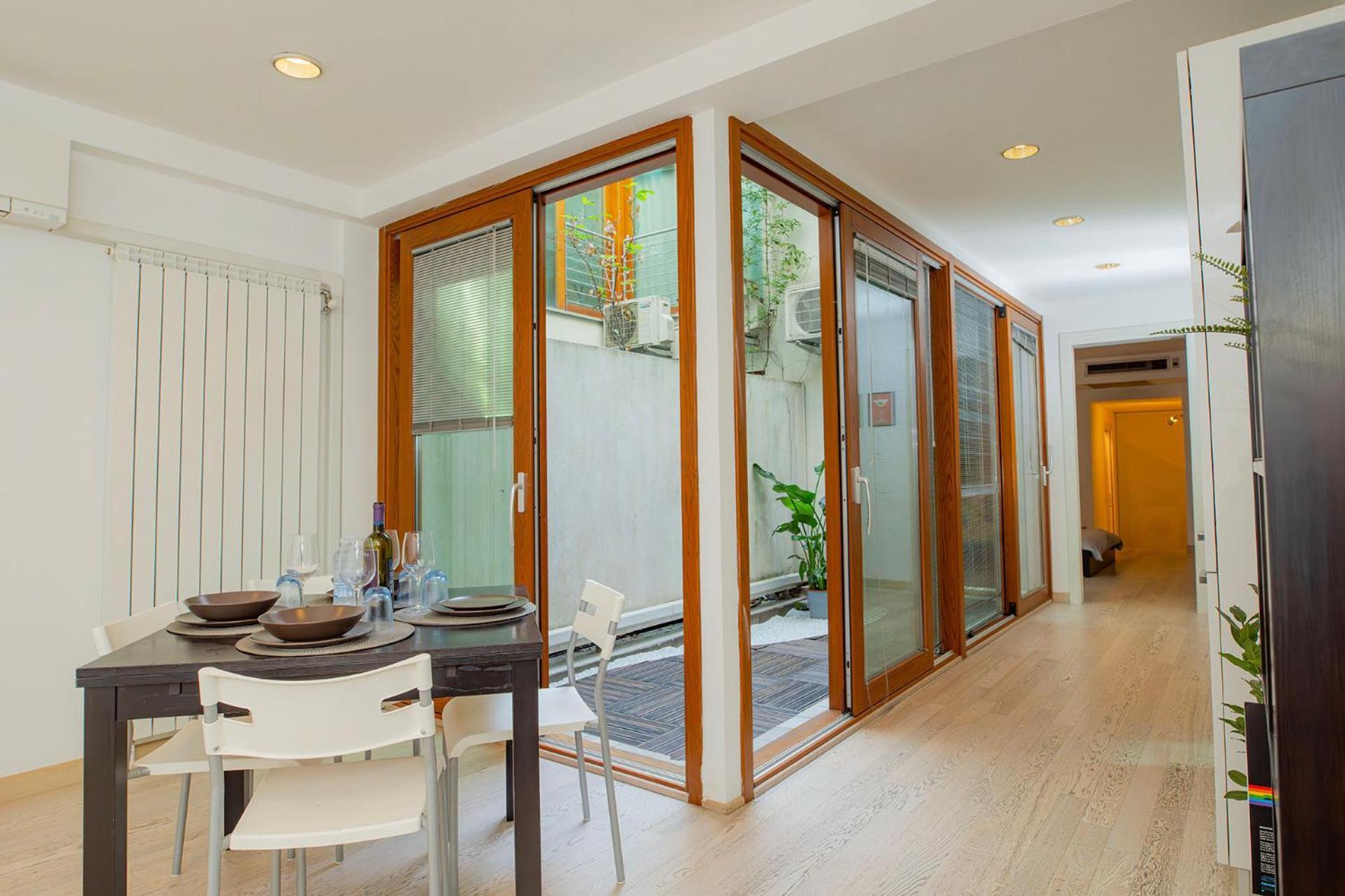 ミラノNavigli 10 Min Loft Moderno Con Area Esternaアパートメント エクステリア 写真